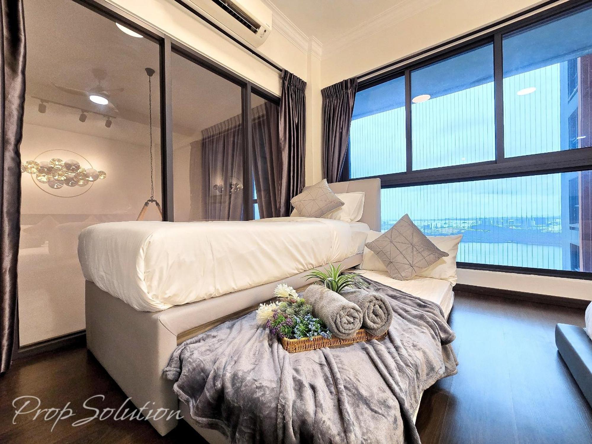 Pangsapuri Loft Seaview 2br Jb Ciq 7pax Johor Bahru