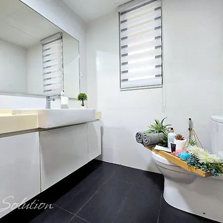 Loft Suite Seaview 2Br Jb Ciq 7Pax Johor Bahru Exterior photo